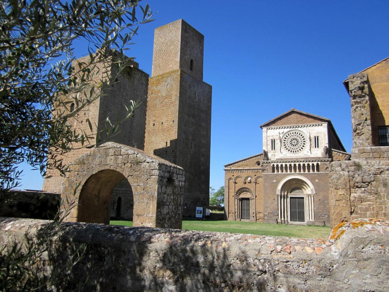 Locanda di Mirandolina Tuscania Esterno foto